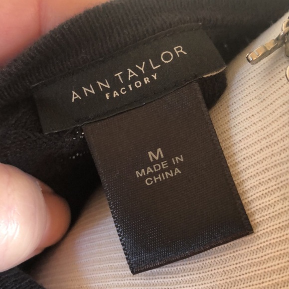 Ann Taylor Factory Zip up sweater - Picture 5 of 6